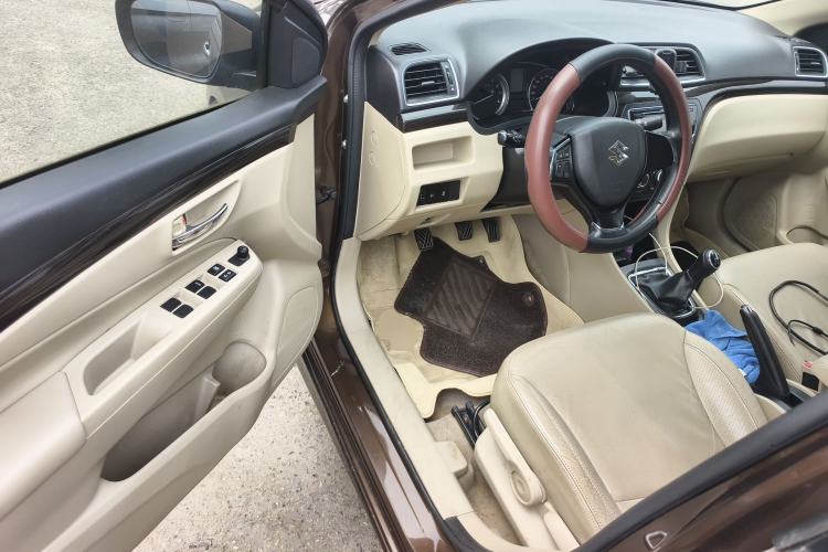 Used Suzuki Alivio 2015 1.6L Manual Enjoyment Model
