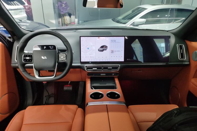 Used Li Auto L8 2023 Max model
