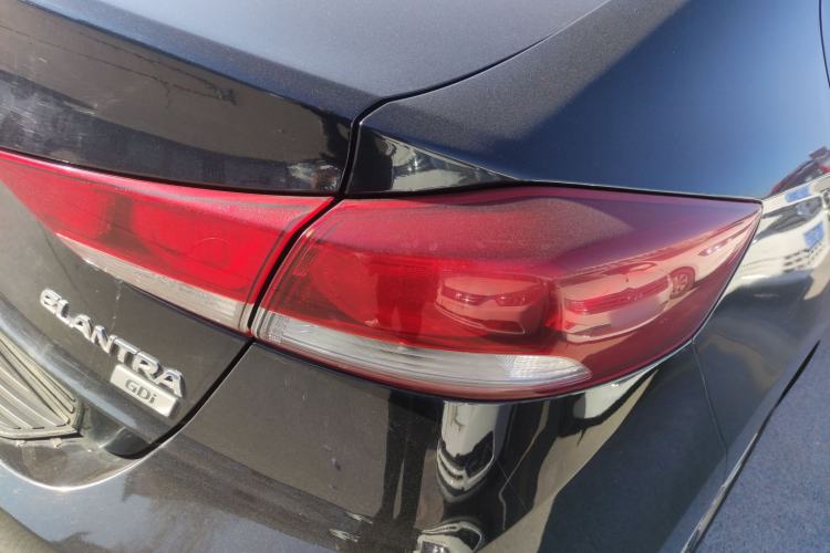 Used Hyundai Elantra (6th Generation / Lingdong) 2016 1.6L Automatic ZhiXuan – Elite Version Right Rear Taillight