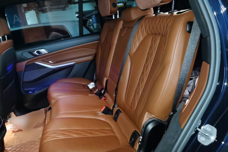 Used BMW X7 2022 xDrive40i Luxury M Sport Package
