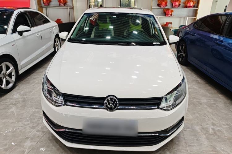 Used Volkswagen Polo 2016 1.6L Automatic Comfort Model
