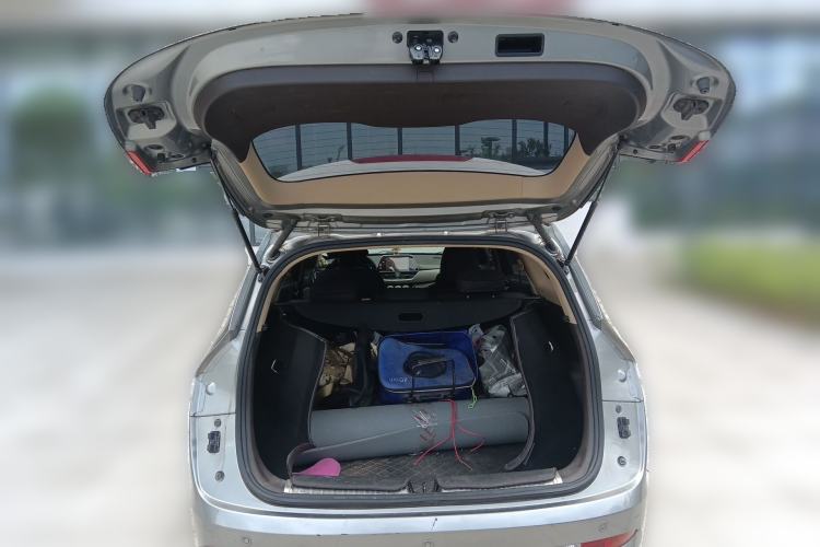 Used Baojun 310W 2017 1.5L Manual Fashion Edition China VI Trunk