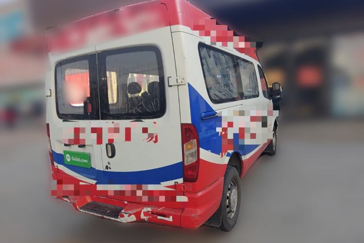 Used SAIC MAXUS Xintu V80 2018 2.5T 6-Speed Manual Aoyuntong Short Wheelbase Mid-Height 5-6 Seater
