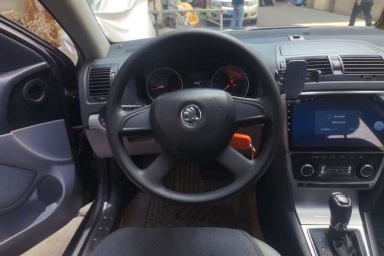 Used Skoda Octavia 2014 1.6L Automatic Yijun Edition