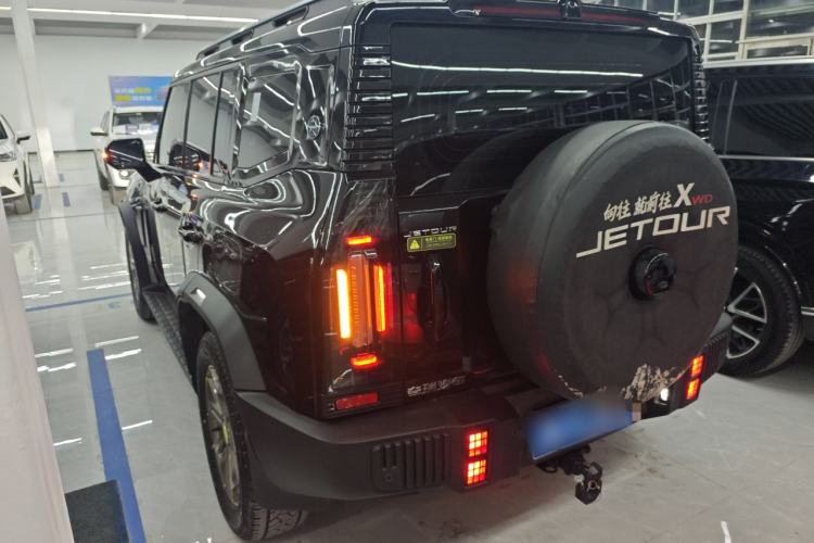 Used JETOUR Traveler 2023 2.0T Four-Wheel Drive Conqueror