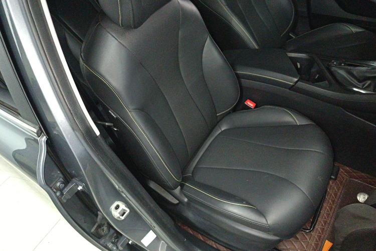 Used Roewe i5 2021 1.5L CVT Diamond Edition
