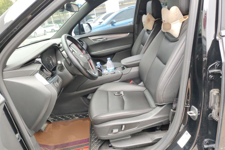 Used Cadillac XT6 2022 2.0T Six-Seater Four-Wheel-Drive Luxury Version