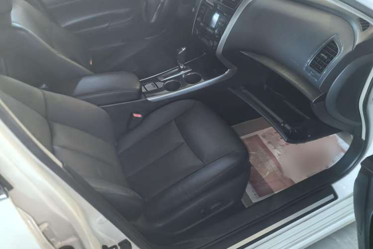 Used Nissan Teana 2014 2.0L XL Upper Tech Edition
