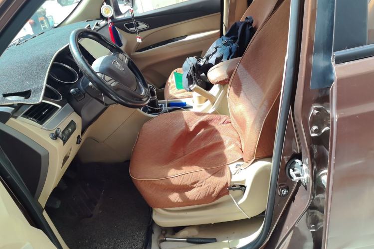 Used Baojun 730 2016 1.5L Manual Standard Version 7 Seats Left Front Seat