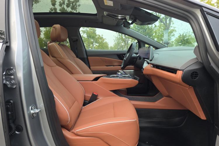 Used Cadillac OPTIQ 2024 Four-Wheel Drive Long-Range Version
