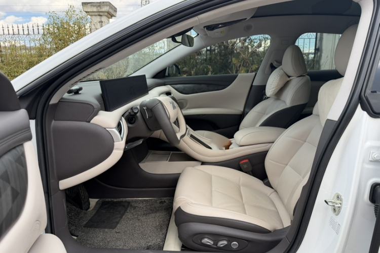 Used IM L6 2024 Max Standard Edition
