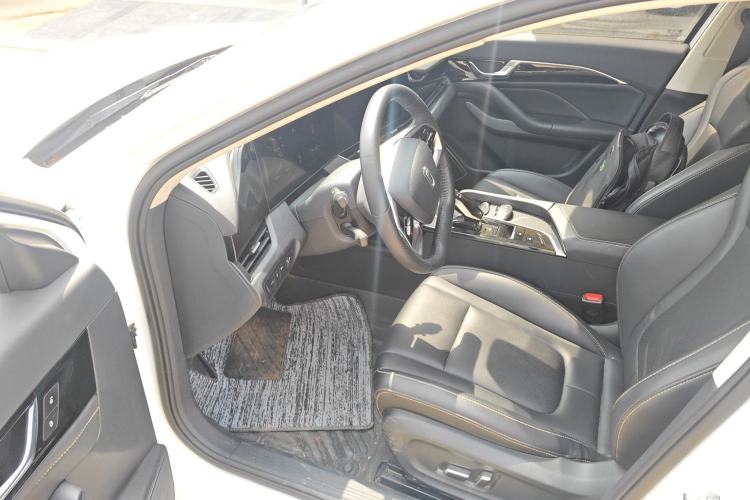 Used Bestune B70 2022 Third Generation 1.5T Automatic Enjoyment Version Driver Seat