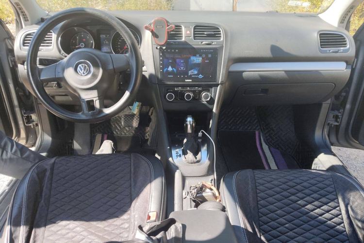 Used Volkswagen Golf 2010 1.6 Automatic Fashion Model
