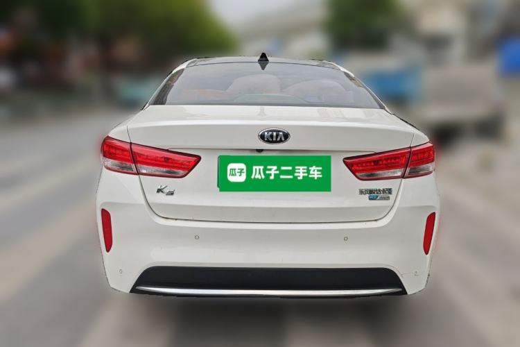 Used Kia K5 New Energy 2018 2.0L ZhiZun Edition
