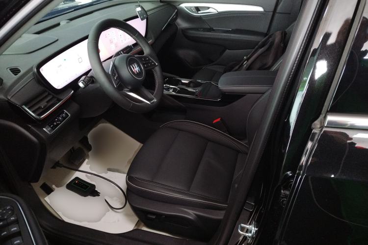 Used Buick Envision 2025 Encore Plus 28T Two-Wheel-Drive Platinum Edition