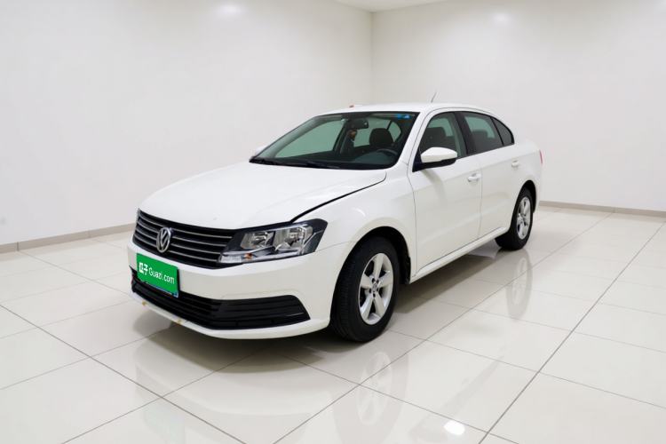 Used Volkswagen Lavida 2015 1.6L Manual Fashion Edition