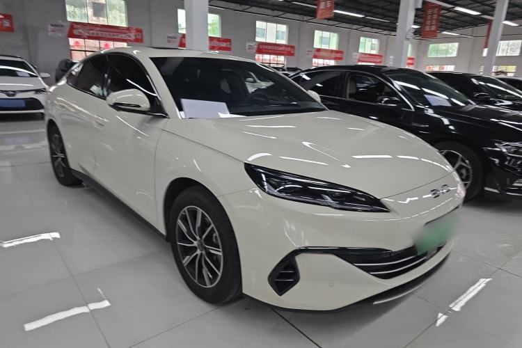 Used BYD Seal 06 New Energy 2024 DM-i 120KM Luxury Model Front Right 45 Deg