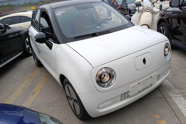 Used ORA Black Cat 2019 351 km Family Edition
