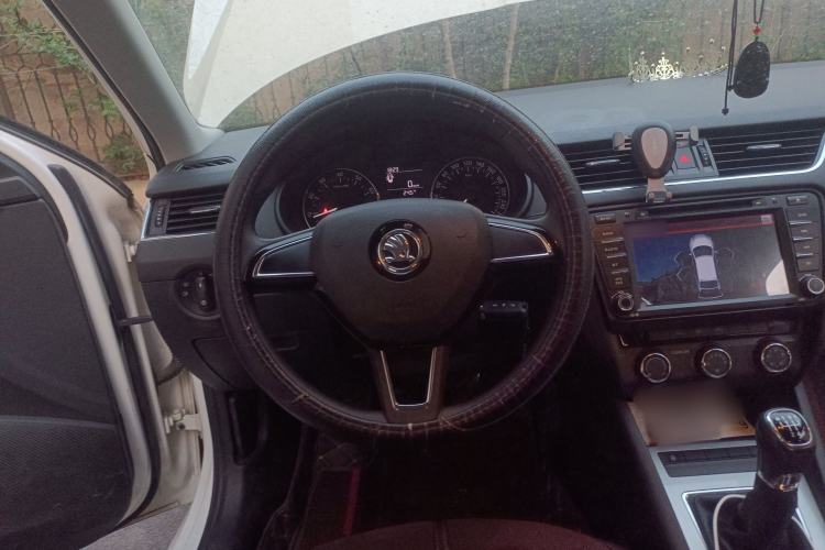 Used Skoda Octavia 2017 1.6L Manual Trend Edition