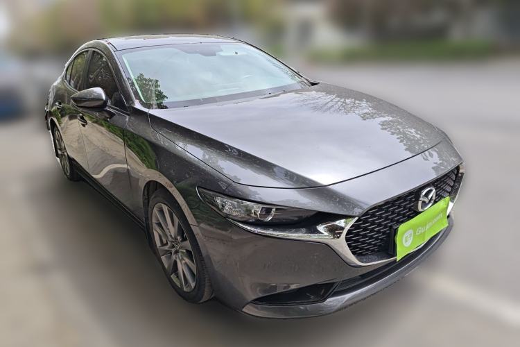 Used Mazda 3 Axela 2022 2.0L Automatic ZhiXuan Edition Front Right 45 Deg