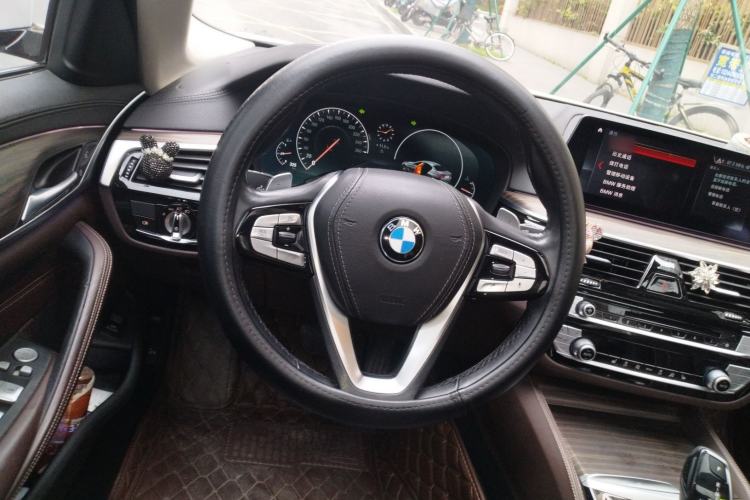 Used BMW 5 Series 2019 Facelifted 530Li Leading Edition Luxury Package