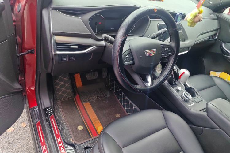 Used Cadillac XT4 2021 28T Two-Wheel Drive Leading Version