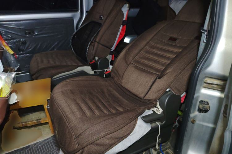 Used Wuling Rongguang V 2016 1.2L Standard Version
