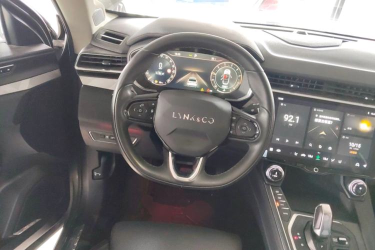 Used Lynk & Co 01 2021 2.0TD Two-Wheel-Drive Pro Trim Steering Wheel