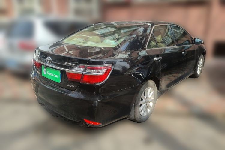 Used Toyota Camry 2016 2.0G 10th Anniversary Leading Edition
