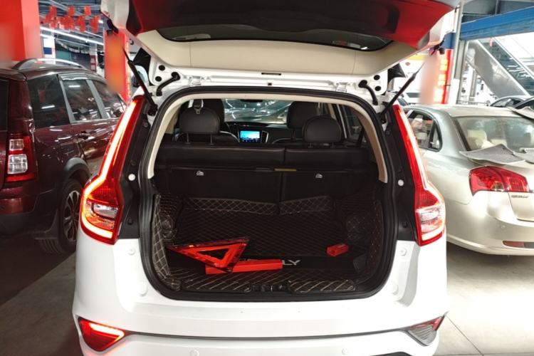 Used Geely Auto Vision X6 2019 1.4T CVT 4G Connected Luxury Version China VI Standard