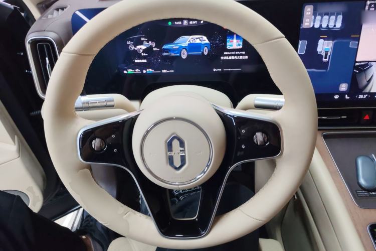 Used Hima AITO M9 2025 Extended-Range Ultra Version 52 kWh 6-Seater
