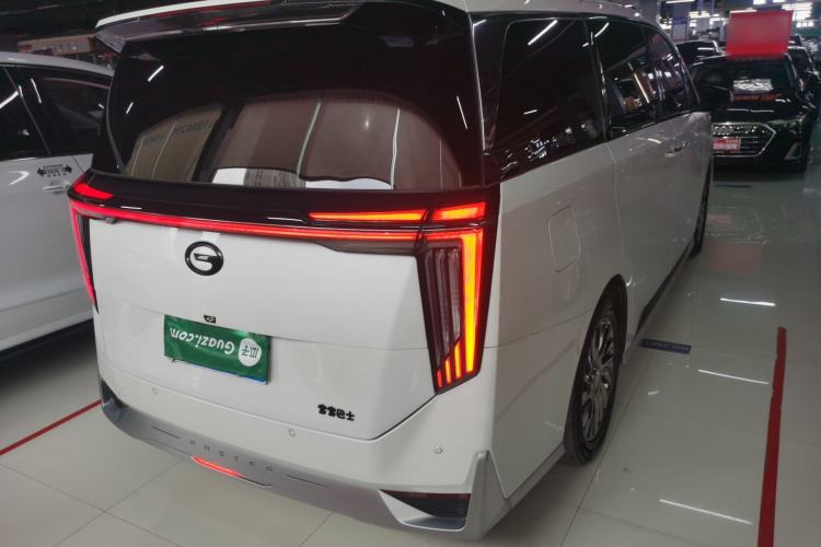 Used GAC Trumpchi M8 2023 Zongshi Series 400T Flagship Edition Rear Right 45 Deg