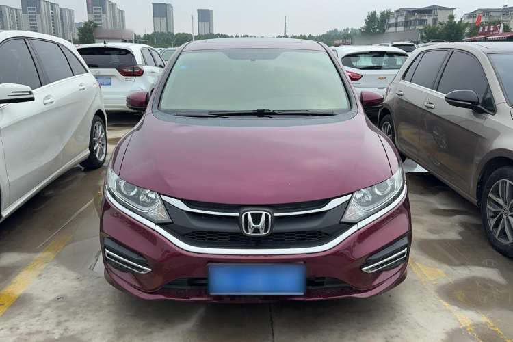 Used Honda Jade 2017 1.8L automatic Comfort version 5 seats
