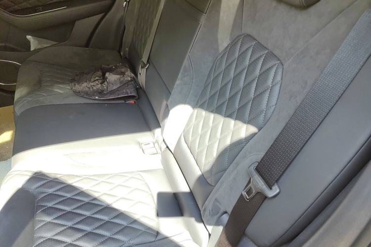 Used Hongqi HS5 2019 2.0T Smart Connect Flagship All-Wheel-Drive Version
