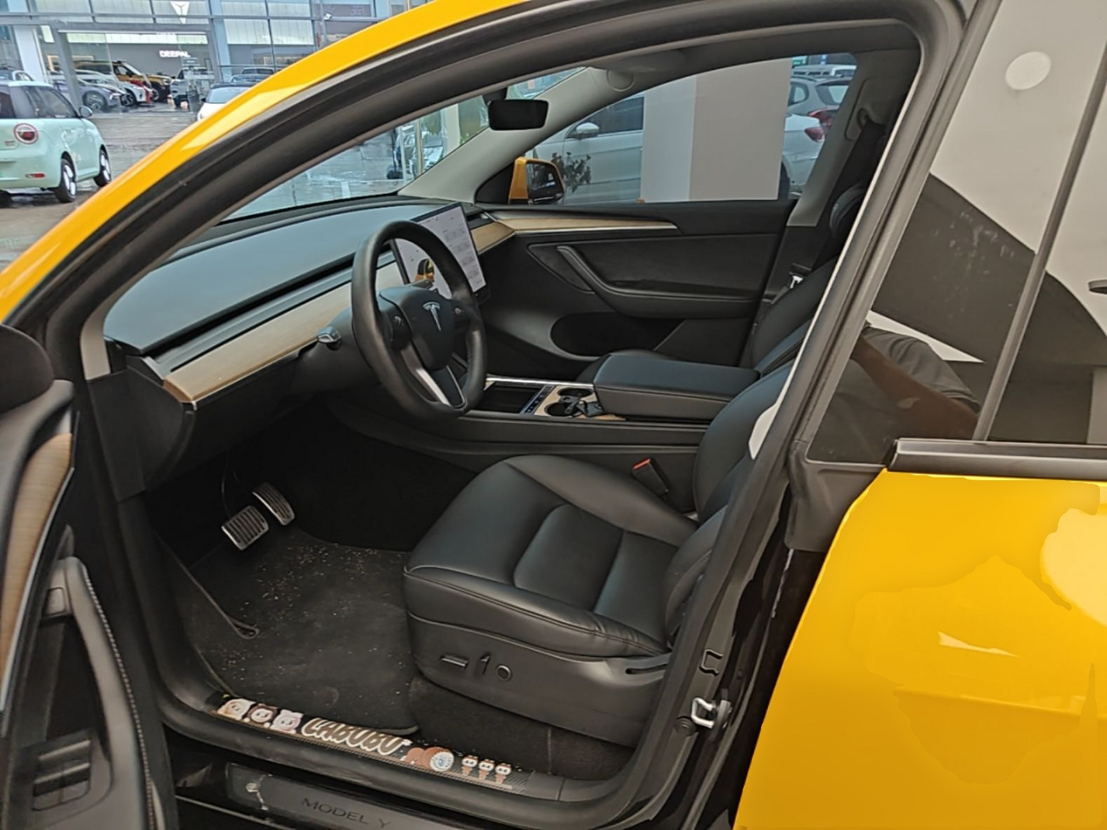 Interior delantero