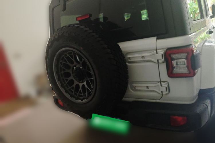 Used Jeep Wrangler 2019 2.0T Sahara Four-Door Version China VI Emission Standard