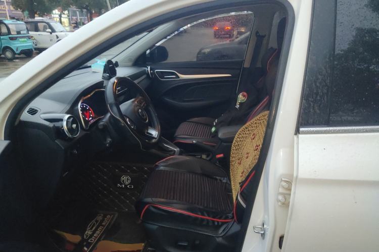Used MG ZS 2018 1.5L Automatic Luxury Edition China V Standard