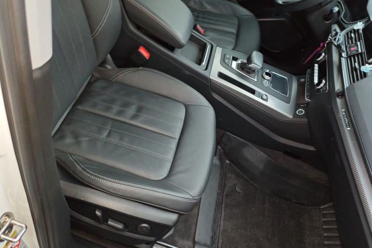 Used Audi Q5L 2020 45 TFSI Prestige Fashion Model