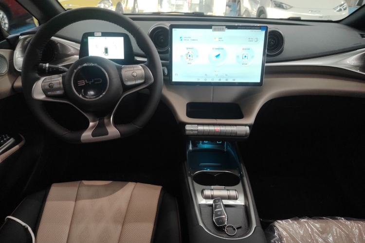 Used BYD Dolphin 2025 420km Free Edition