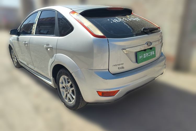 Used Ford Focus 2011 Hatchback 1.8L Manual Classic Model
