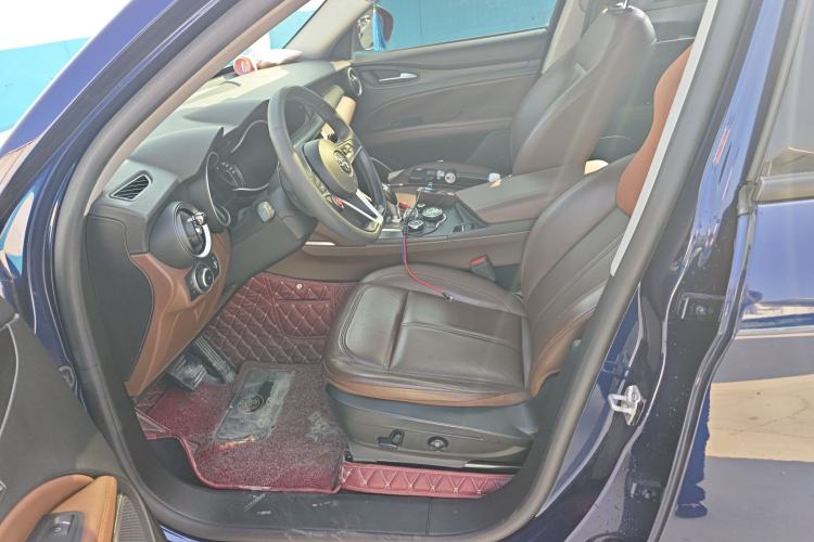 Used Alfa Romeo Stelvio 2017 2.0T 200HP Elite Edition