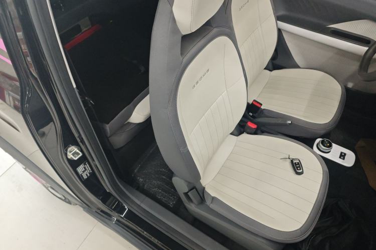 Used Geely Galaxy Panda 2025 210km Panda Kart Right Front Seat