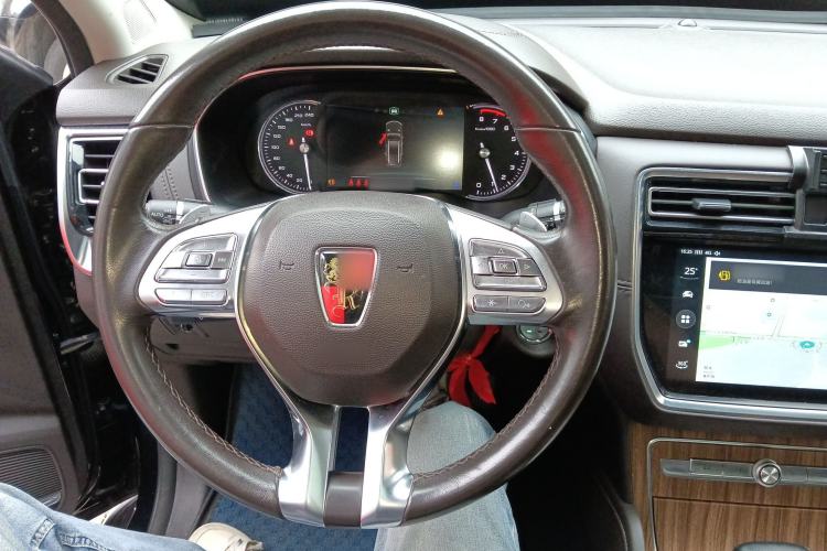 Used Roewe RX8 2019 30T Smart Connectivity Two-Wheel Drive Supreme Flagship Edition