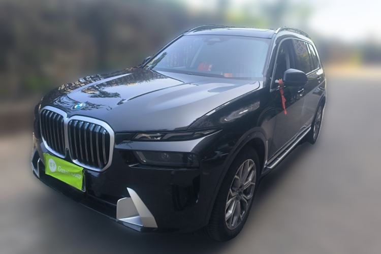 Used BMW X7 2024 xDrive40i Luxury Package – Leading Model