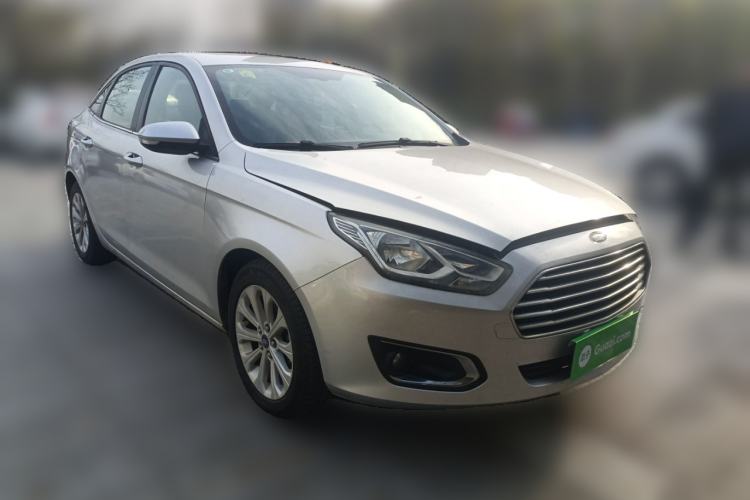 Used Ford Escort 2015 1.5L Manual Fashion Edition