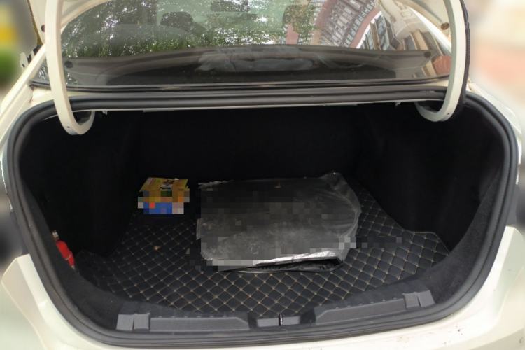 Used Ford Escort 2017 Happiness Edition 1.5L Automatic Fashion Version Trunk