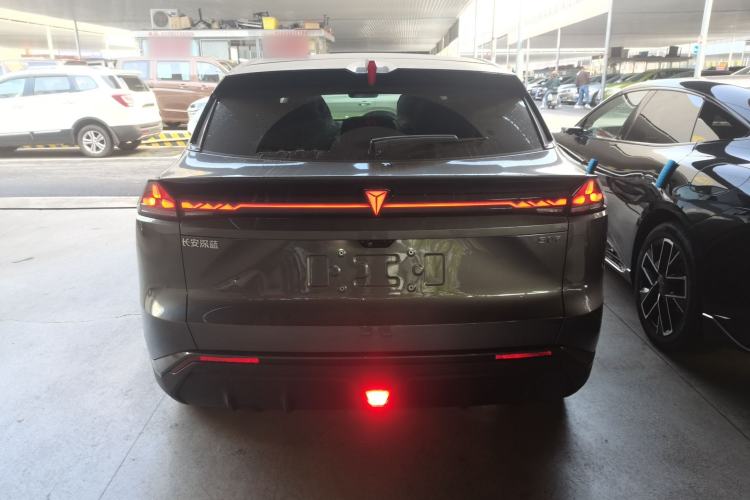 Used Deepal S07 2025 215Max Huawei Qiankun Intelligent Driving ADS SE Range-Extended Version Exterior 4