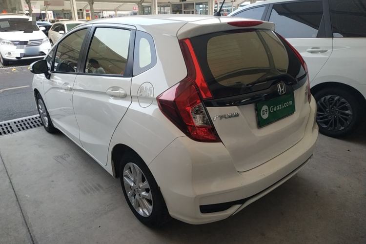 Used Honda Fit 2018 1.5L CVT Comfort Sunroof Version Rear Left 45 Deg