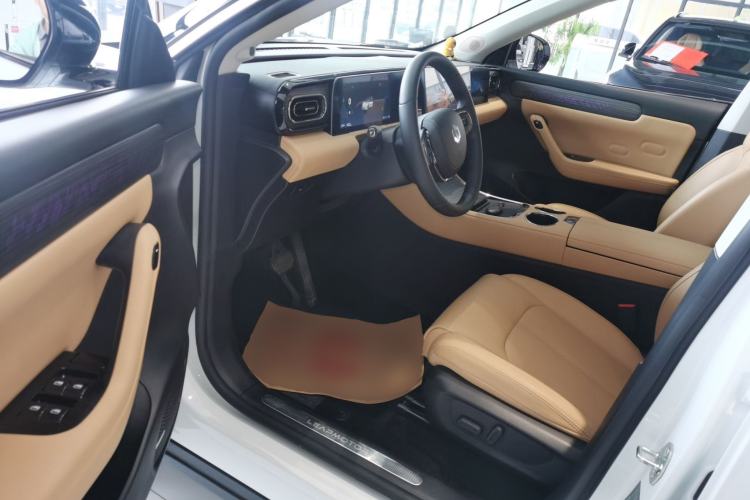 Used Leapmotor C11 2024 All-Electric 580 Luxury Edition
