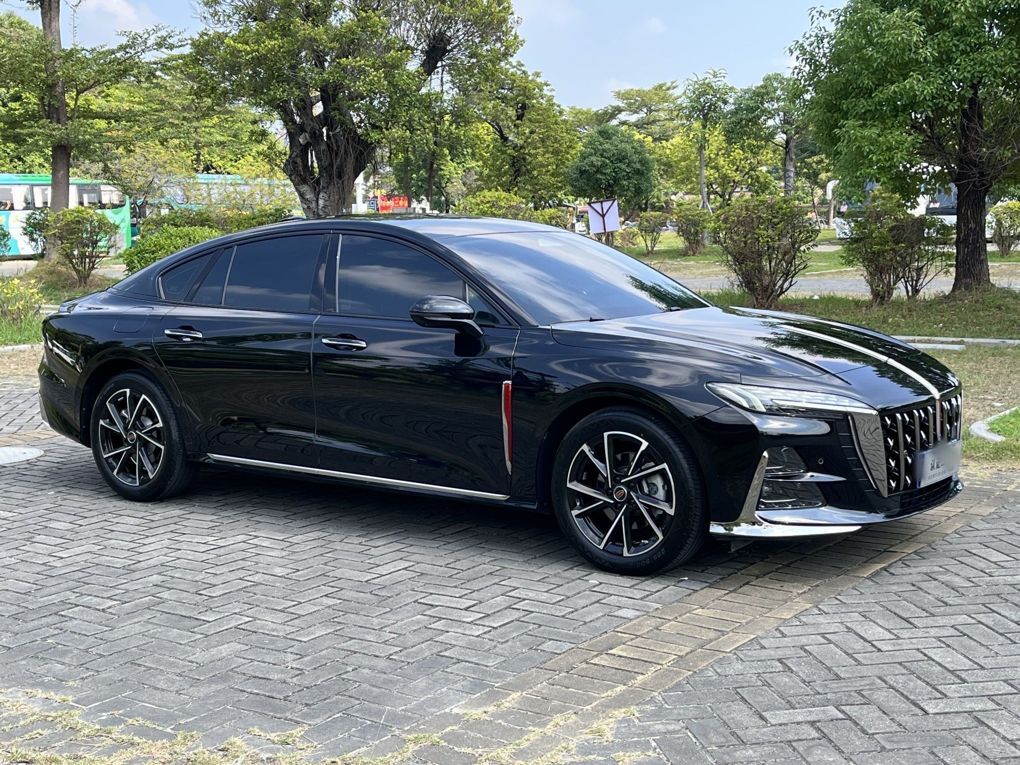 Hongqi H6 2024 2.0T ZhiMei Edition — снимка 13